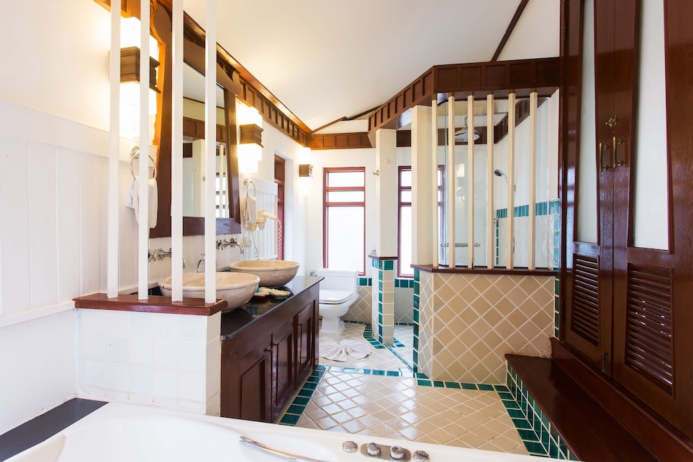 Samui Buri Beach Resort 25/50