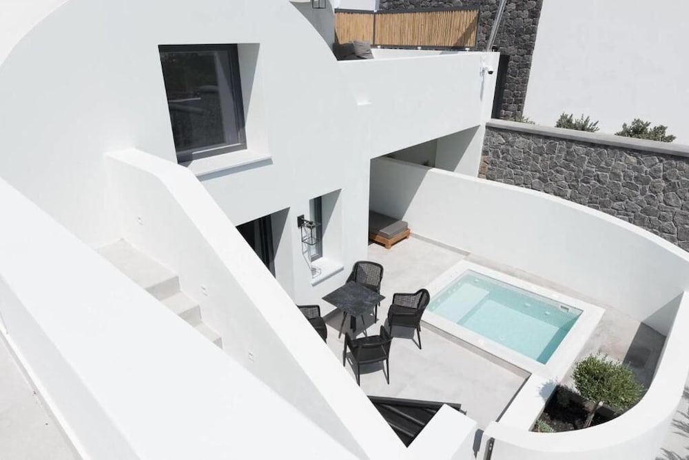 Karat Suites 34/50
