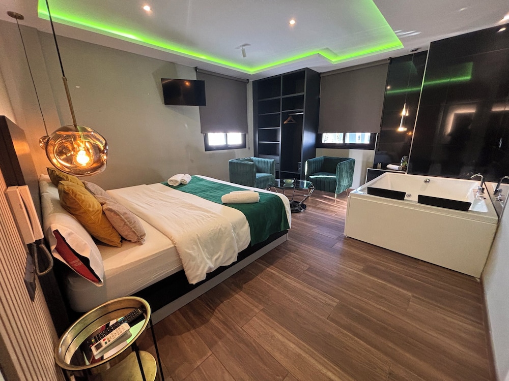 Hotel DAOS 10/50