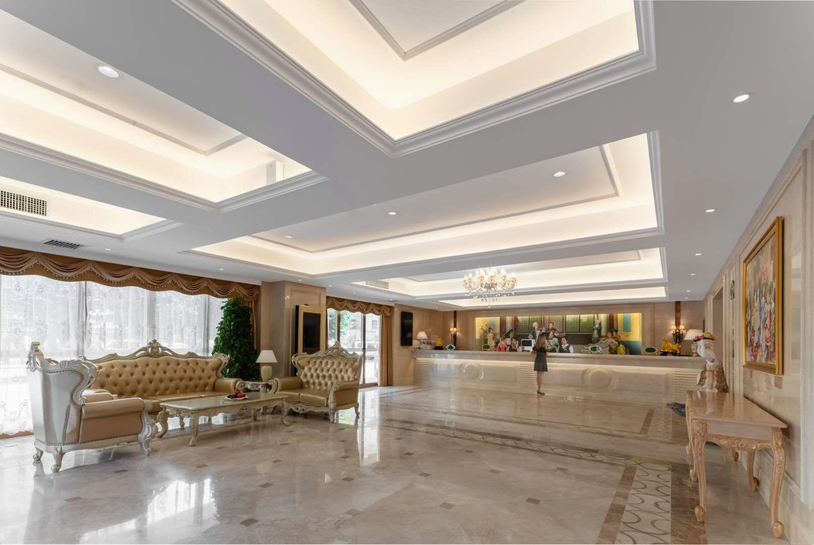Vienna International Hotel (Urumqi International Airport) 7/27
