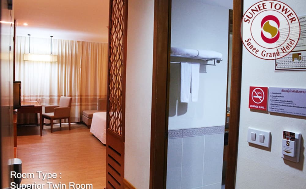 Sunee Grand Hotel And Convention Center 27/41