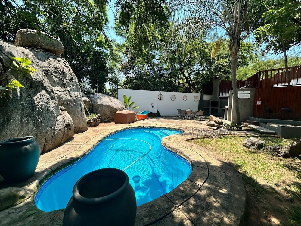 Calla Lily Guesthouse 23/27