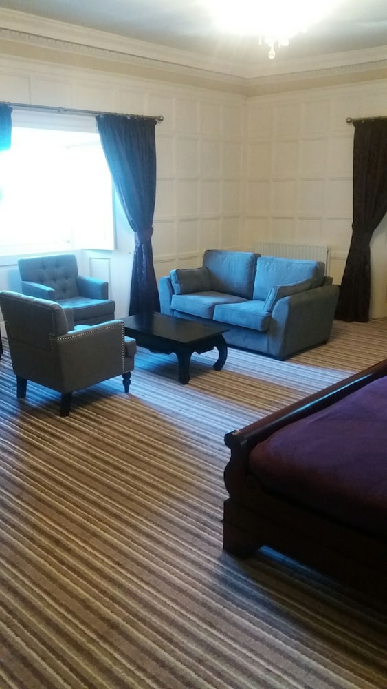 Wortley Hall 25/50