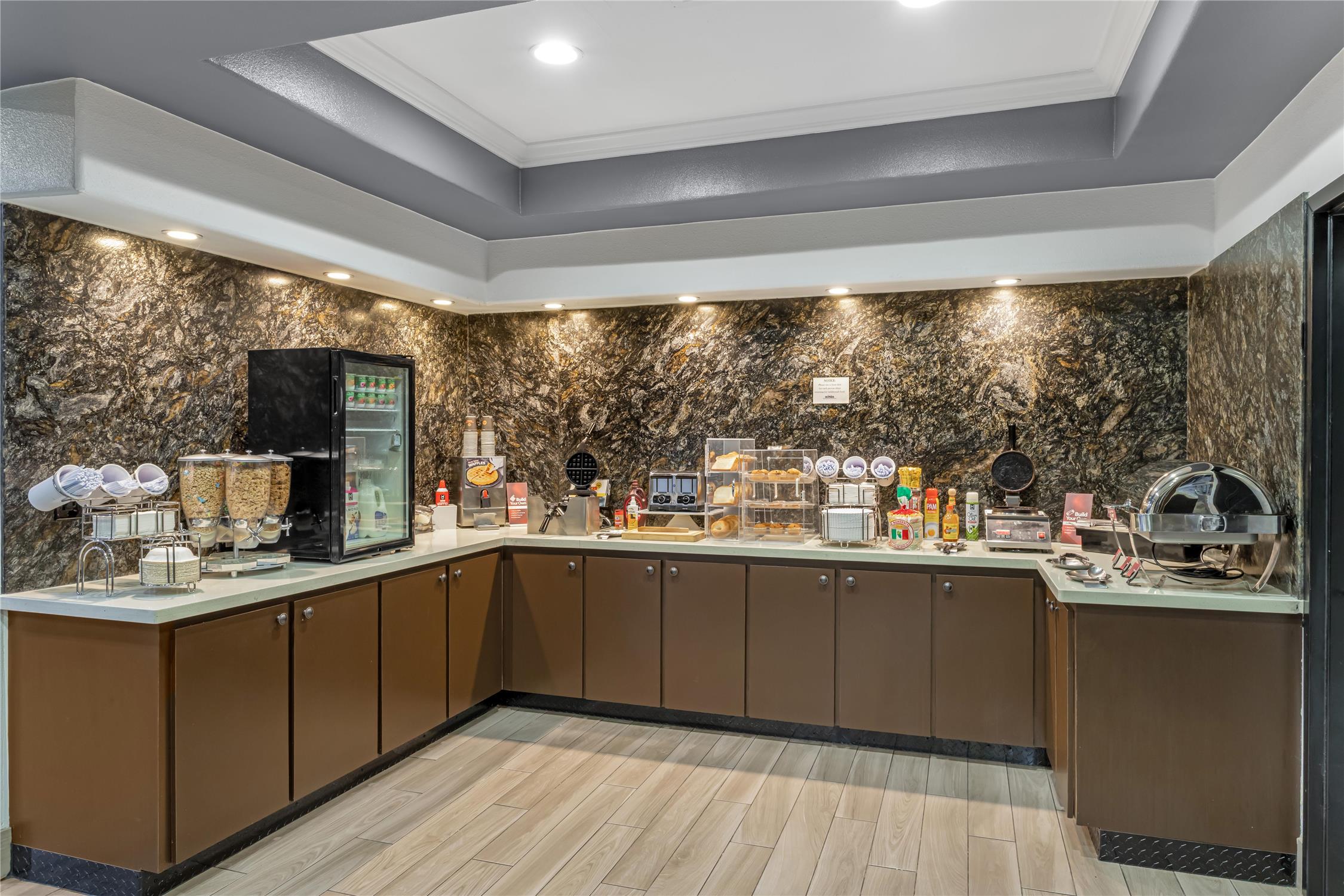 Best Western Plus North Houston Inn & Suites 7/21