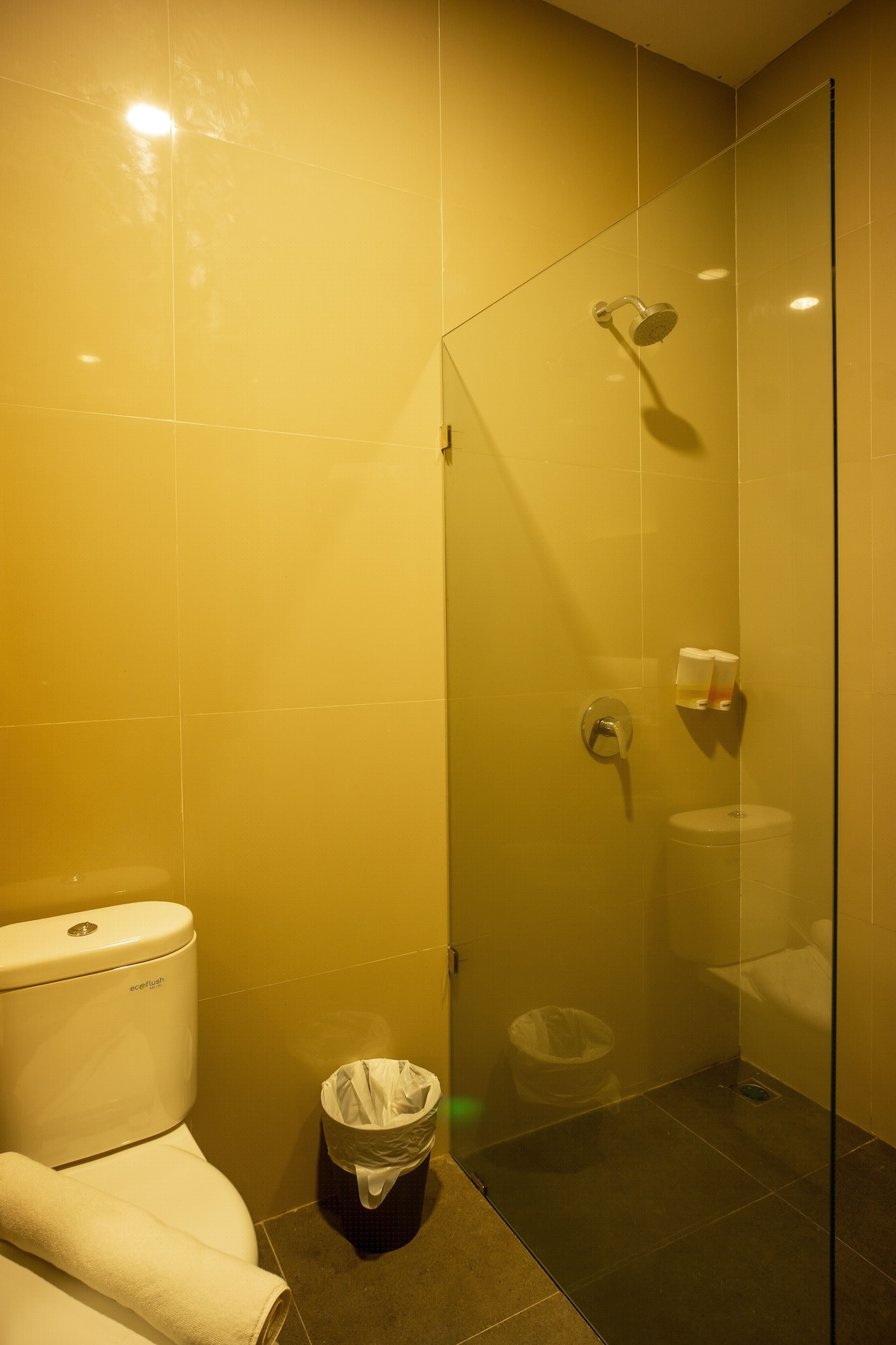 غرفة ديلوكس بسرير كينج، Grand Harvest Resort and Villas 6/6