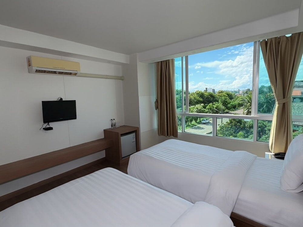 Km Kwanphayao Hotel 17/50