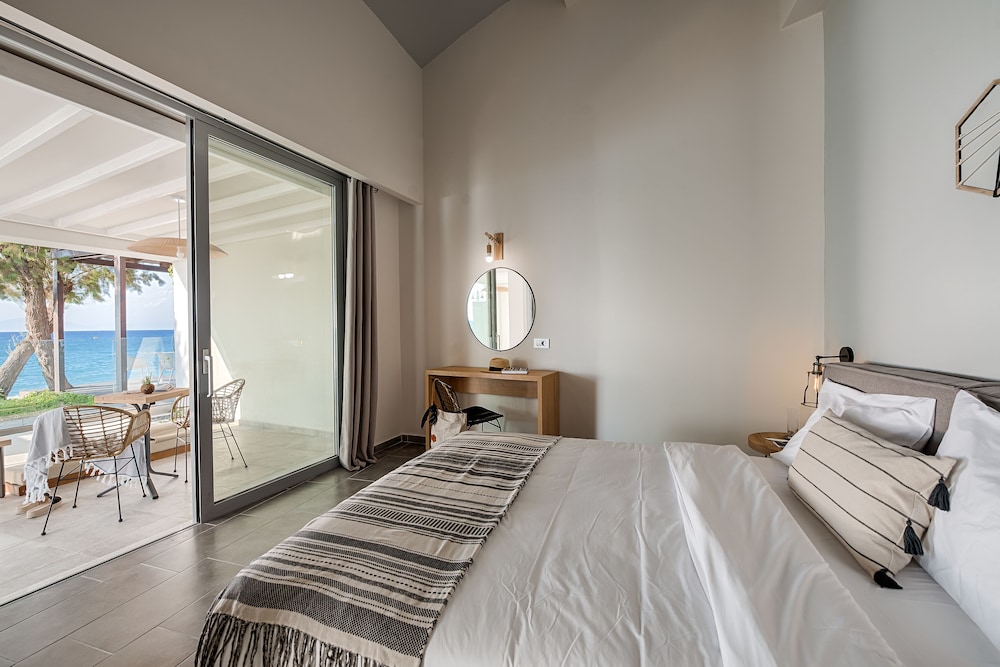 Villa Di Mare Luxury Suites 11/50