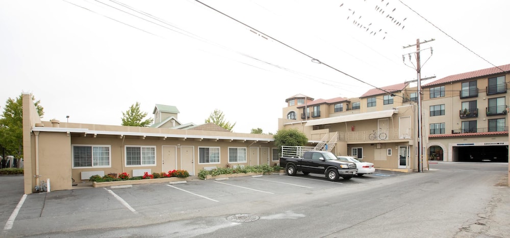San Carlos Inn 1/32