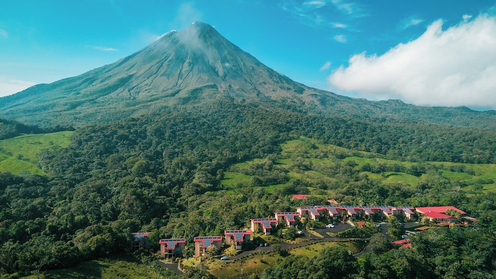 ARENAL KIORO SUITES AND SPA 67/71