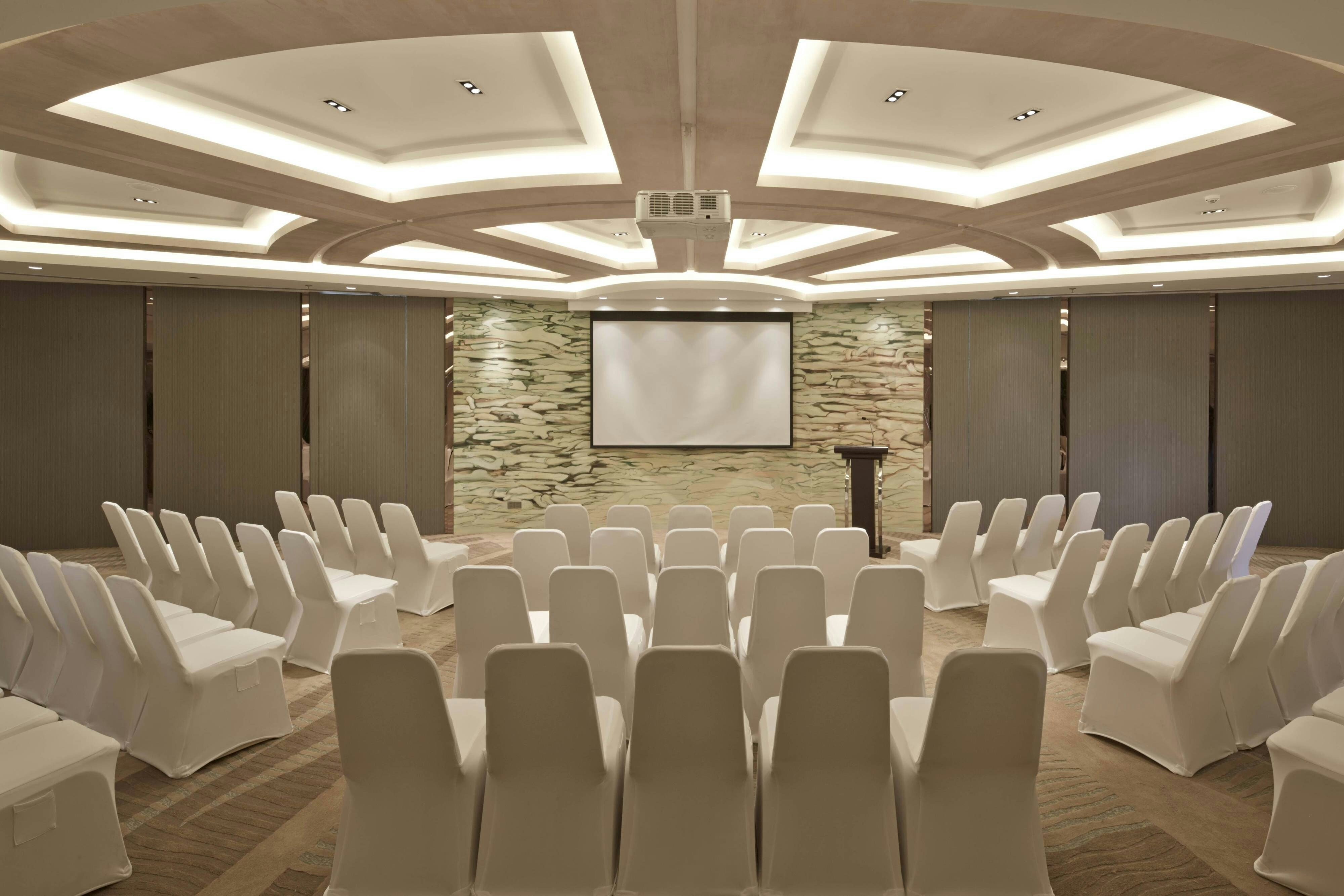 Courtyard By Marriott Hangzhou Qianjiang 6/13