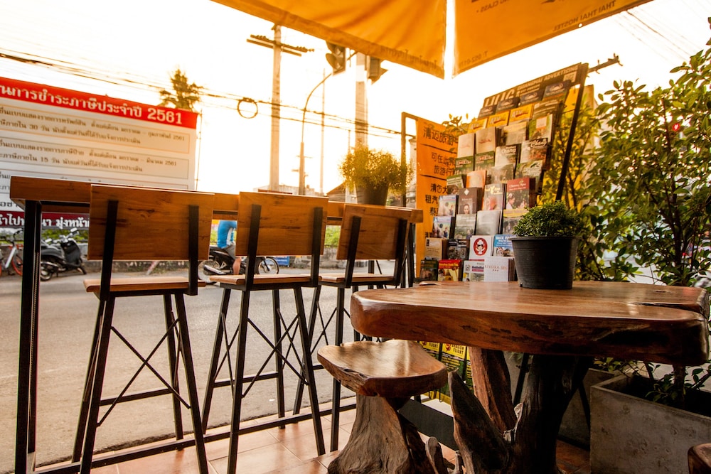 Thai Thai Hostel 37/46