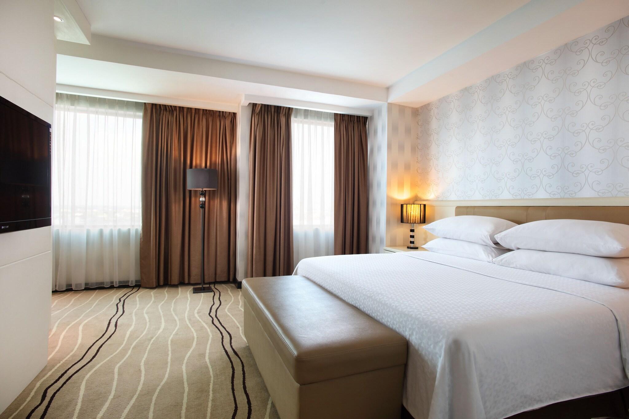 1 Bedroom, Suite, King Bed