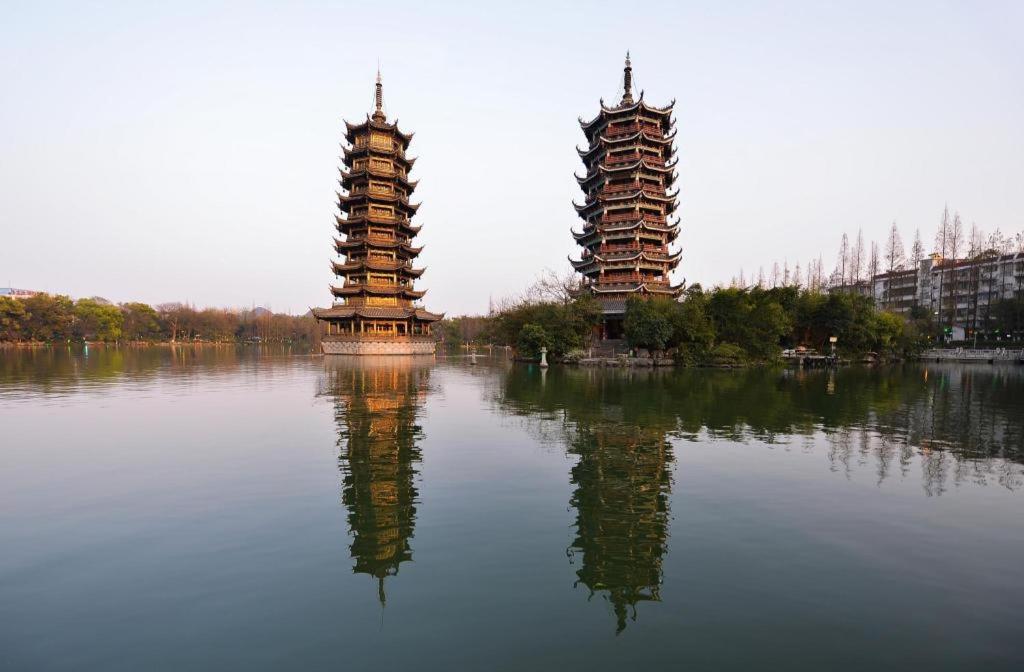 City Comfort Inn (Guilin Jiatianxia Square) 52/54