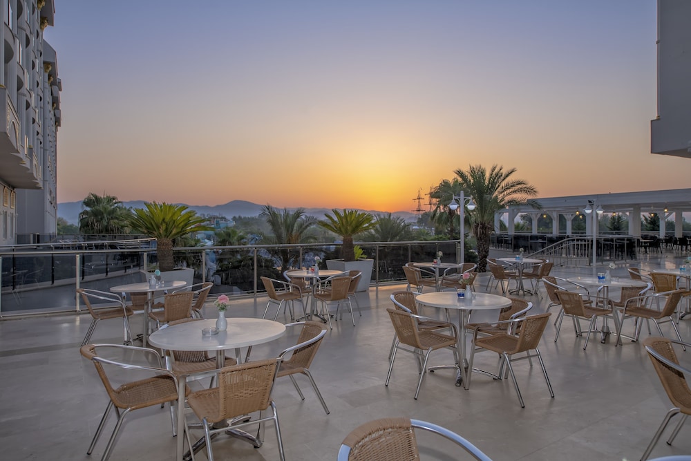 Lake & Riverside Hotel & Spa 29/41