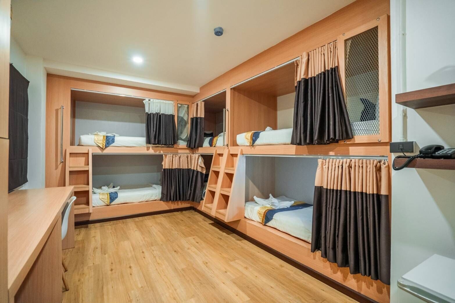 MIXED DORM, STANDARD