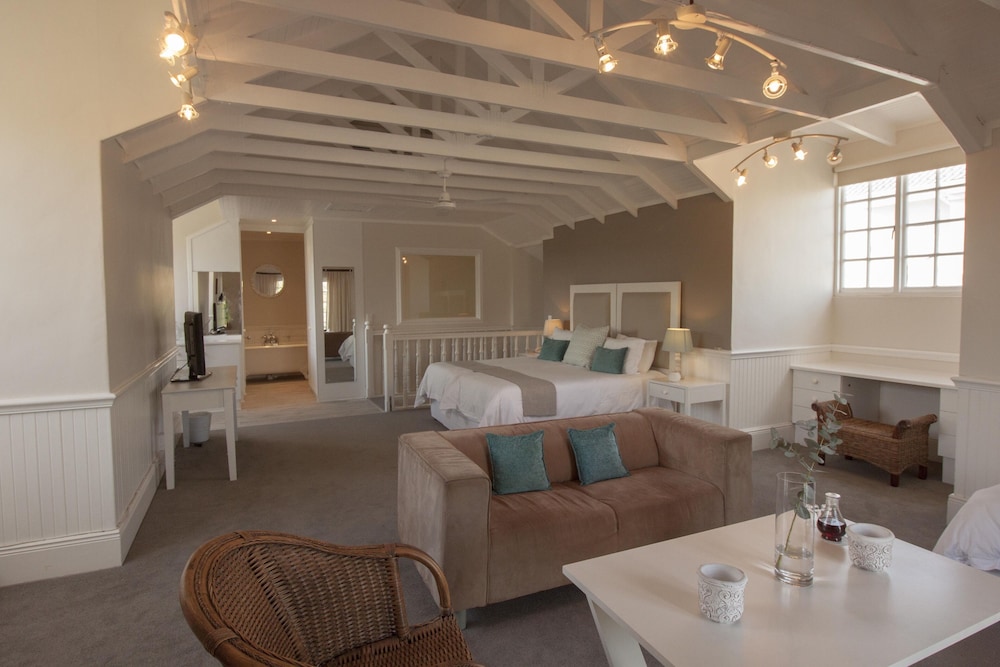 The Robberg Beach Lodge 56/73
