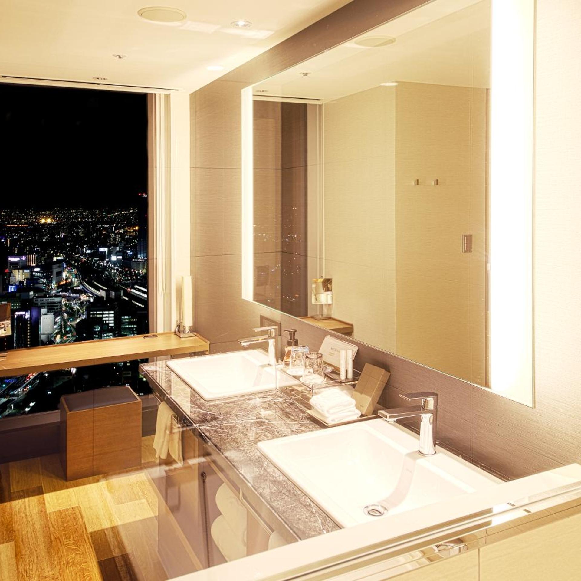 غرفة بريميوم ركنية بسرير فردي مع دخول صالة النادي، Nagoya Prince Hotel Sky Tower 6/6