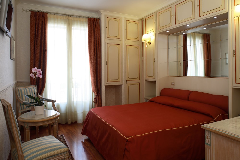 Majestic Toscanelli Hotel 26/36