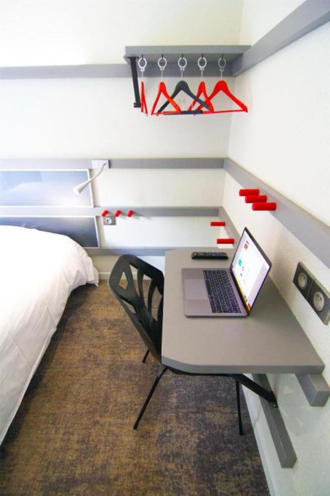 Enzo Hotels Trappes by Kyriad Direct 18/50