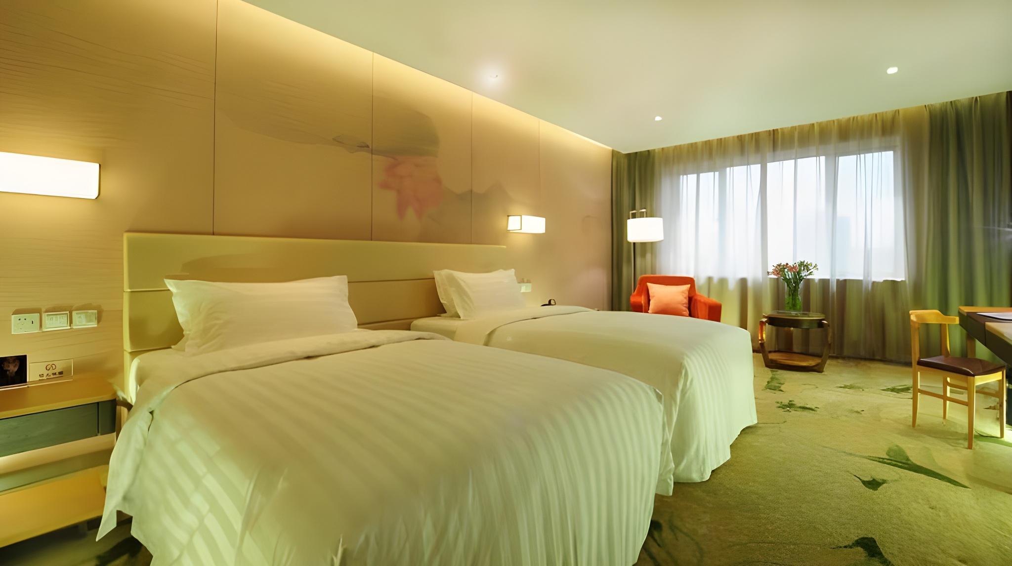 Superior, Queen Bed