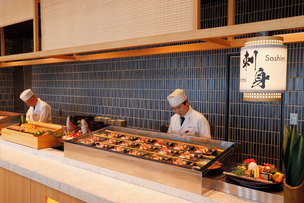 Suginoi Hotel 12/76