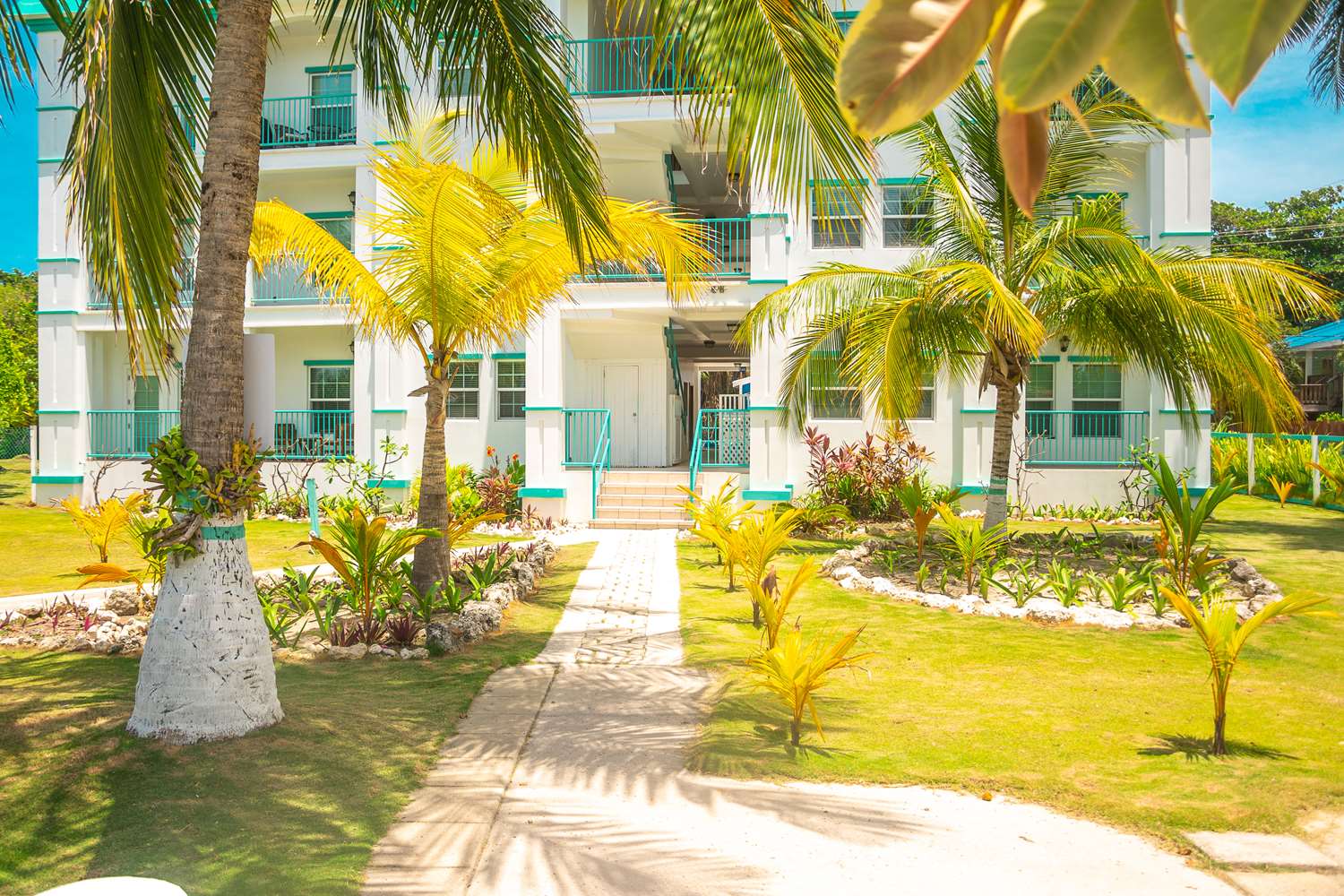 Best Western Grand Baymen Gardens 17/24