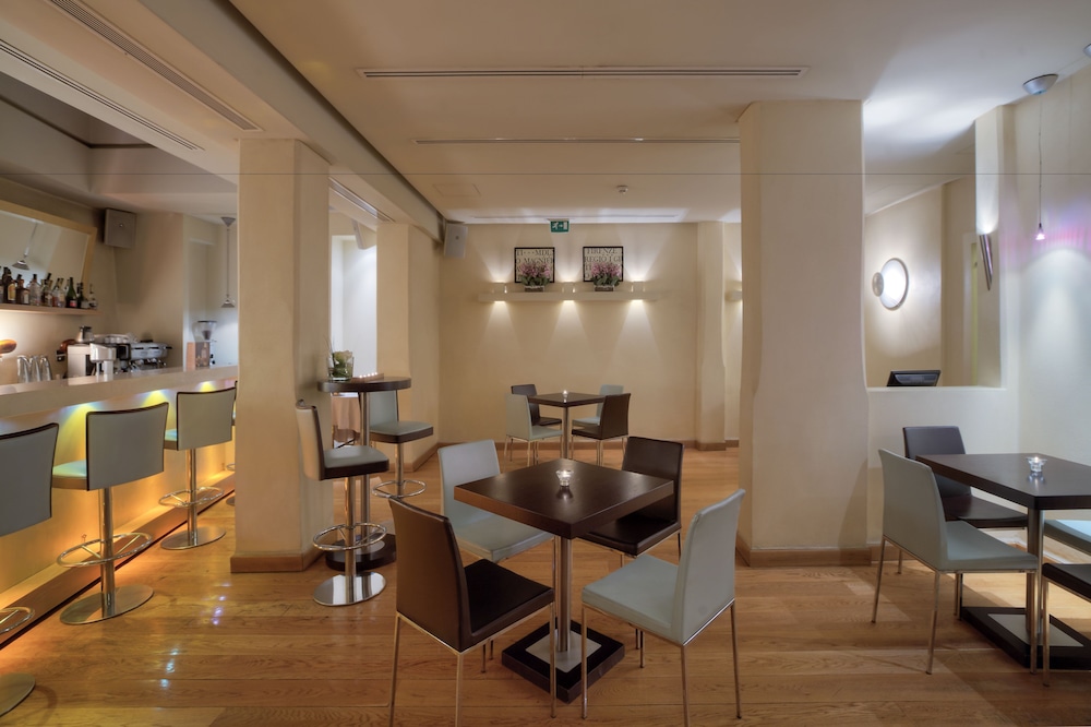 O and B Athens Boutique Hotel 33/50