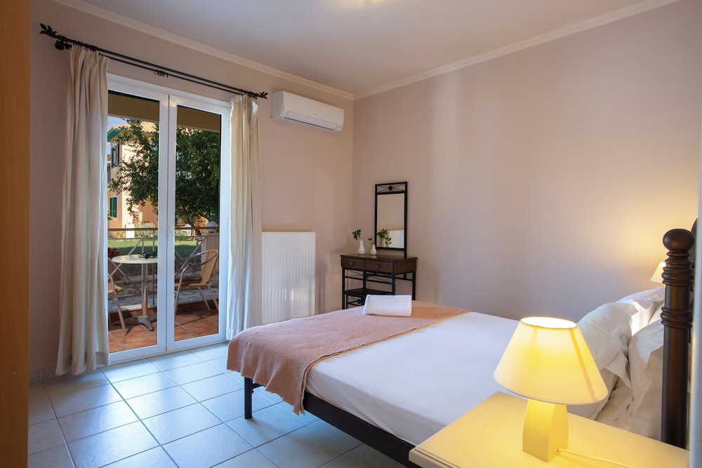2 BEDROOMS, FAMILY, APARTMENT