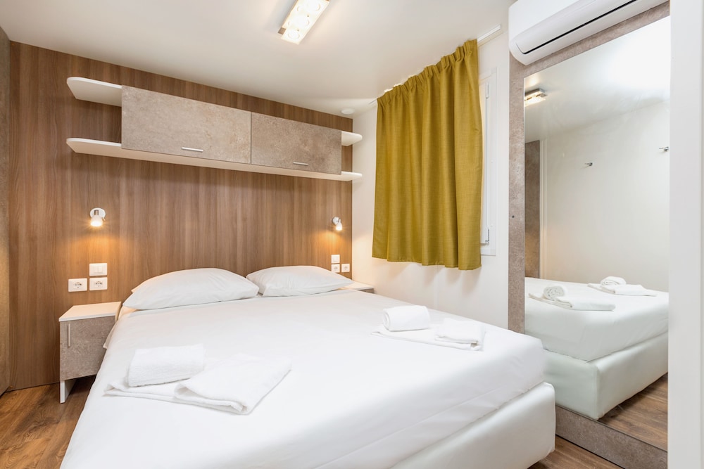Mobile Homes Vestar 13/50