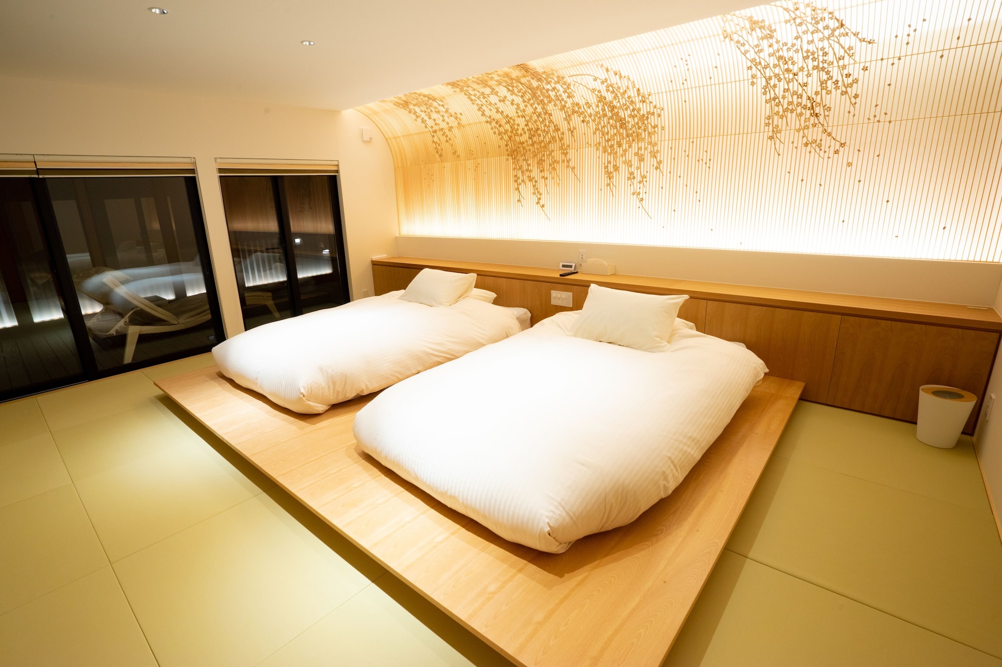 PRESIDENTIAL, SAKURA, SUITE
