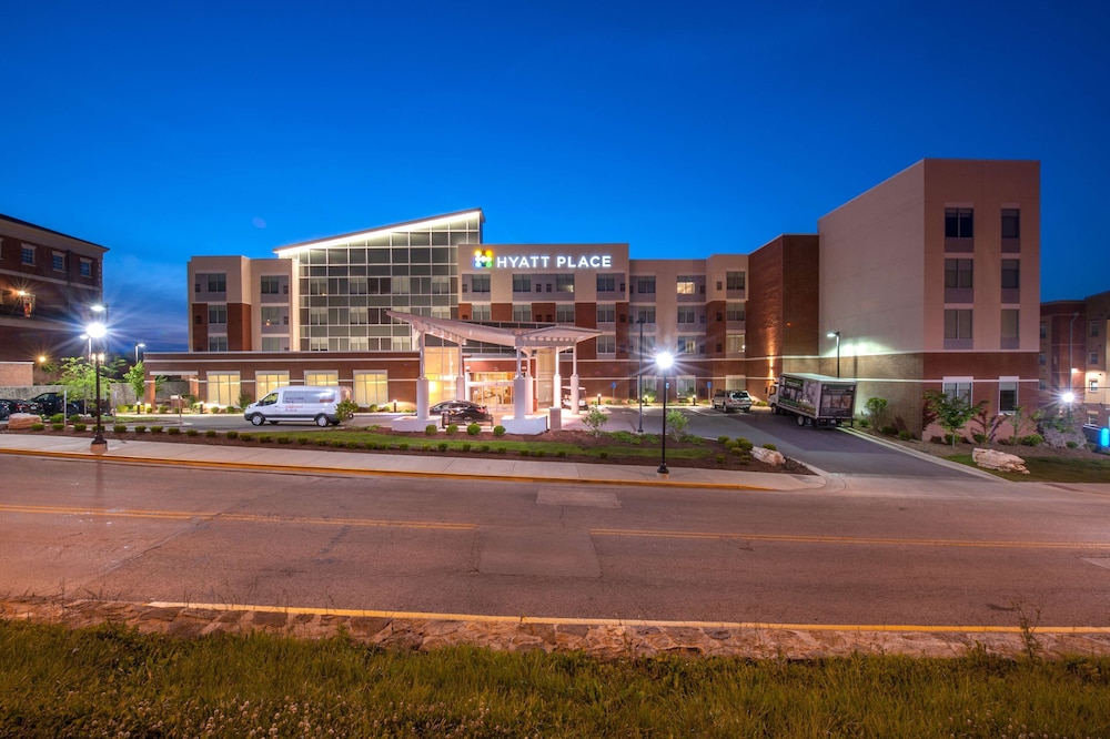 HYATT PLACE BOWLING GREEN 69/73