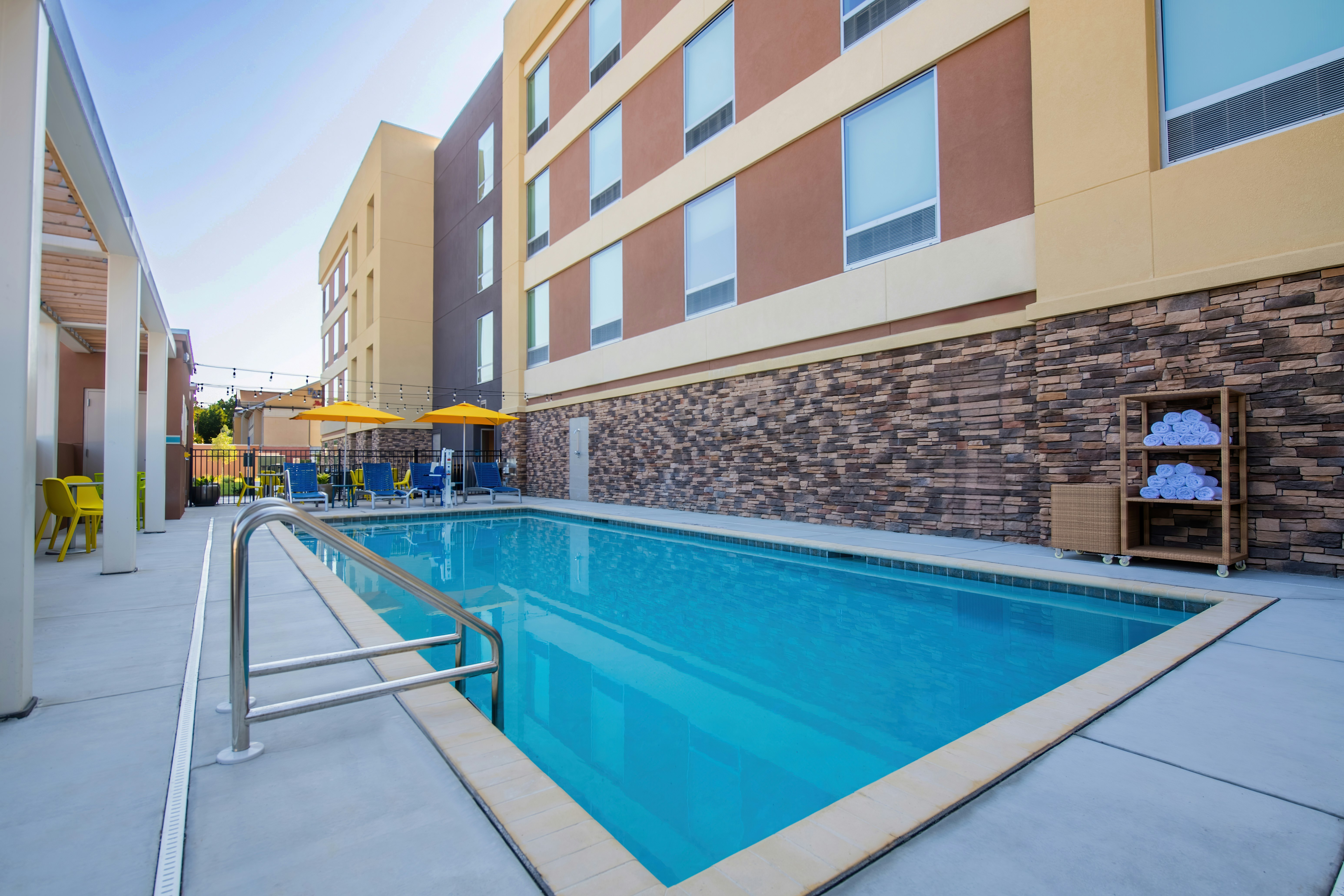 Home2 Suites by Hilton Kingsland 10/26