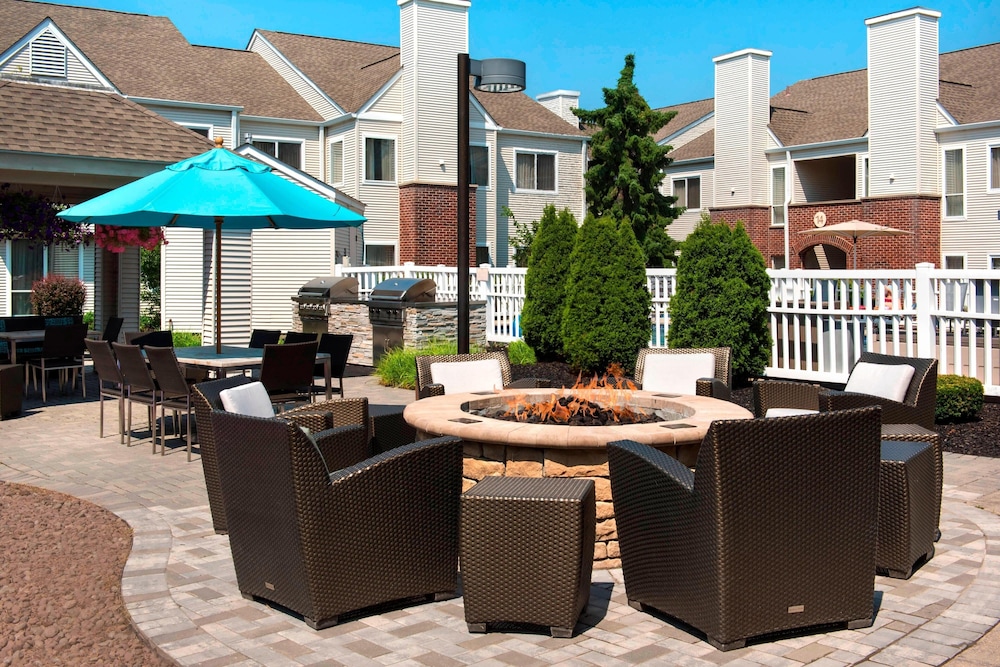 Residence Inn Syracuse Carrier Circle 18/24