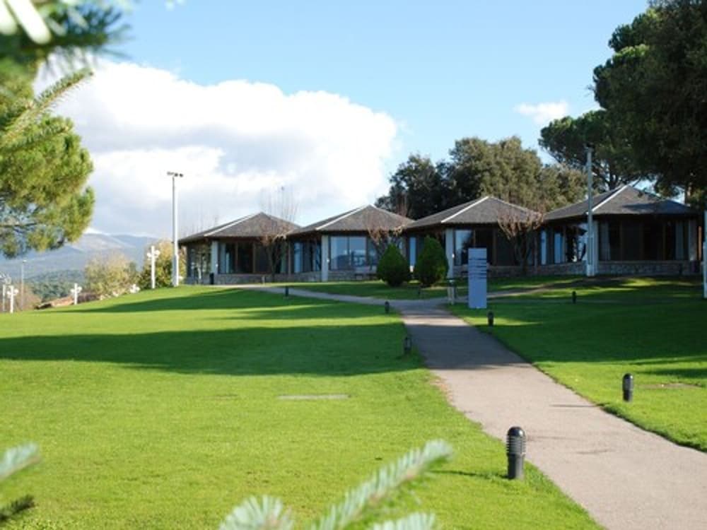 El Montanya Resort & Spa 51/81