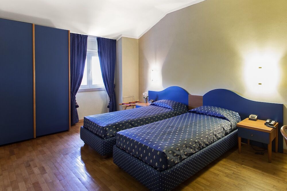 Hotel Gambara 15/29