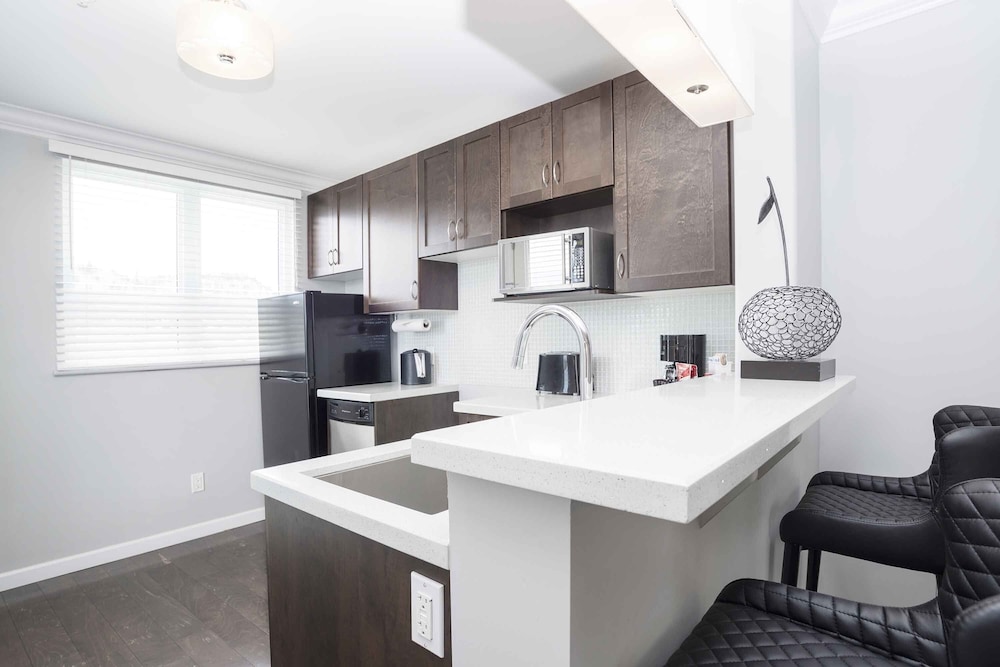 Sandman Hotel Kelowna 46/50