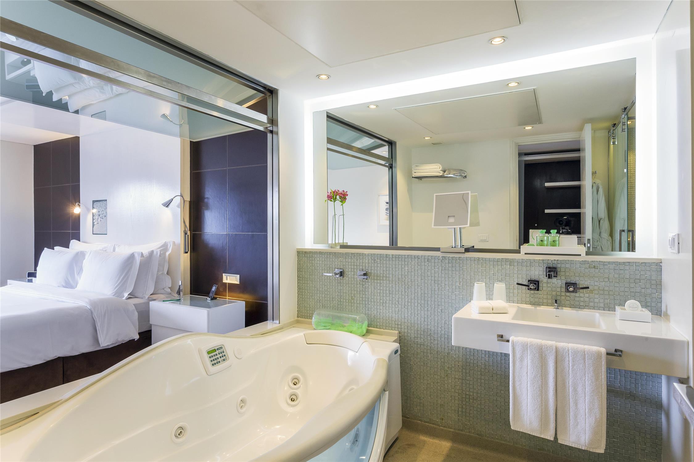 Hotel Unique 33/33