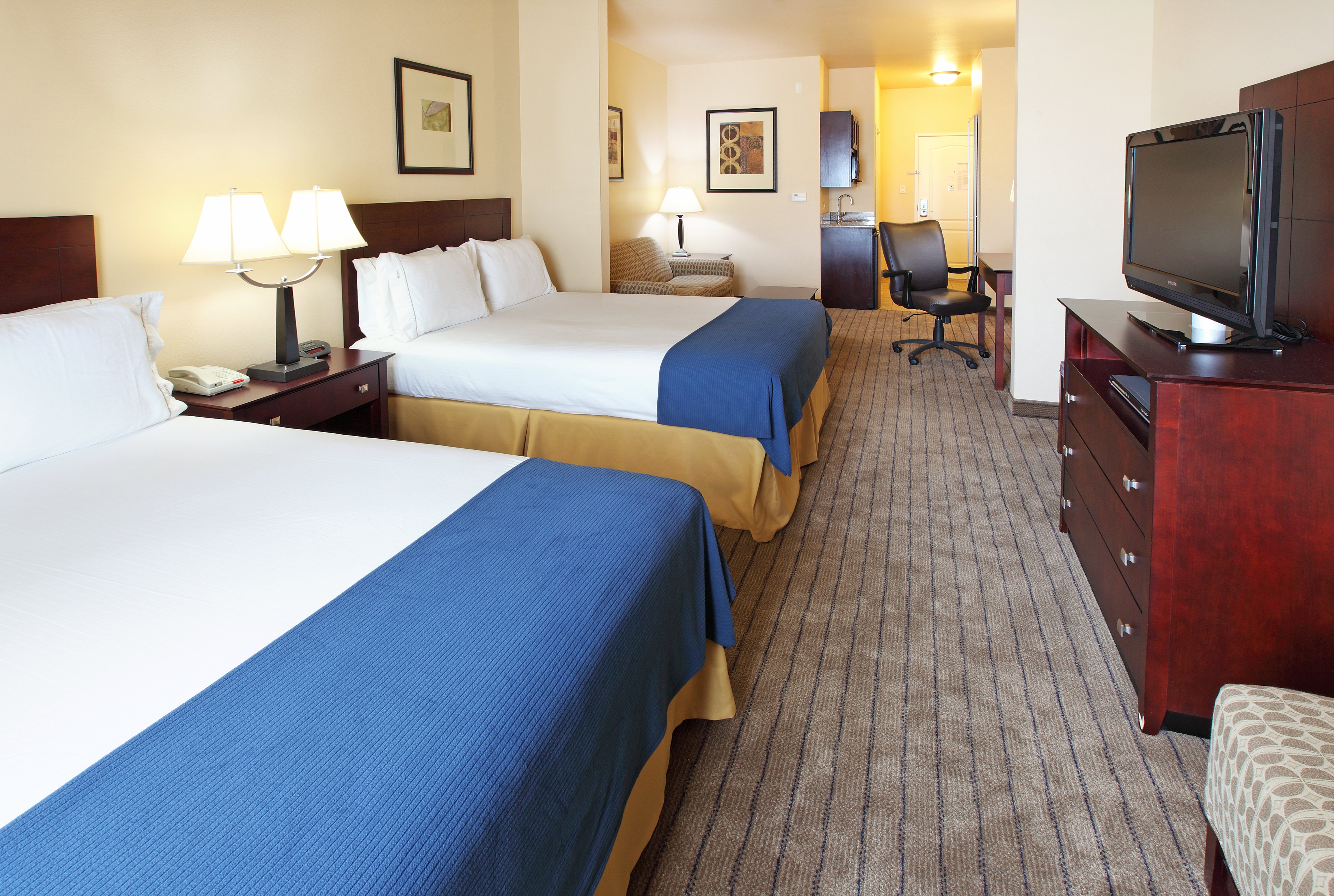 Holiday Inn Express Hotel And Suites Marshall 15/38