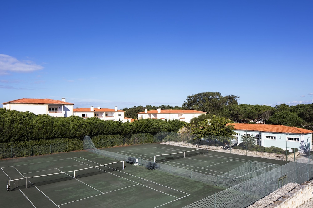Praia Del Rey Golf And Beach Resort - The Village 24/50