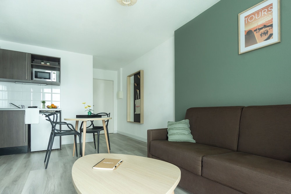 City Residence Tours 26/56