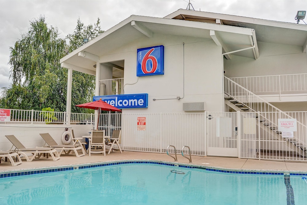 Motel6 Portland, OR - Central 7/47