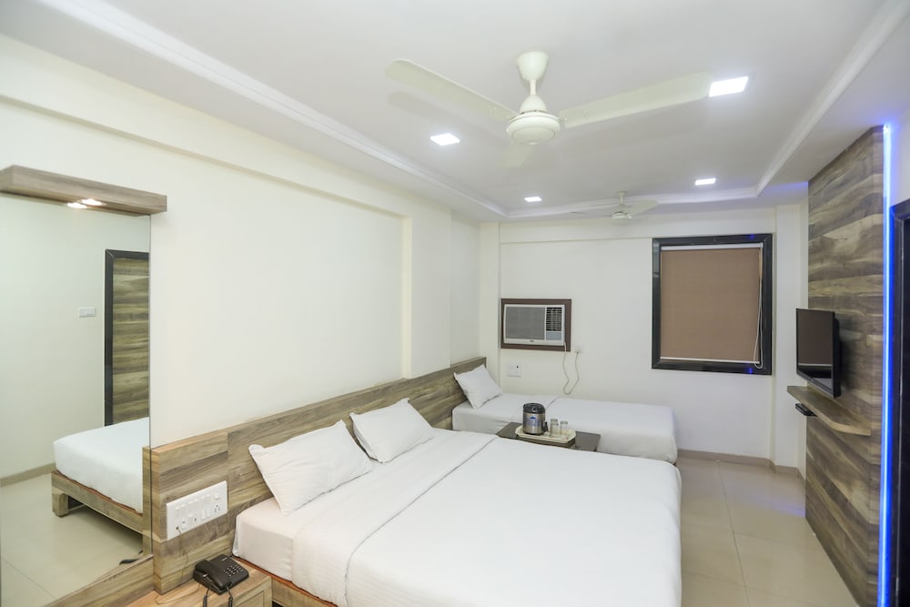 Hotel Midtown Andheri 9/34