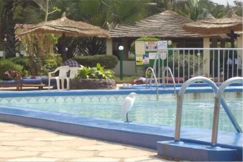 Holiday Beach Club 32/34