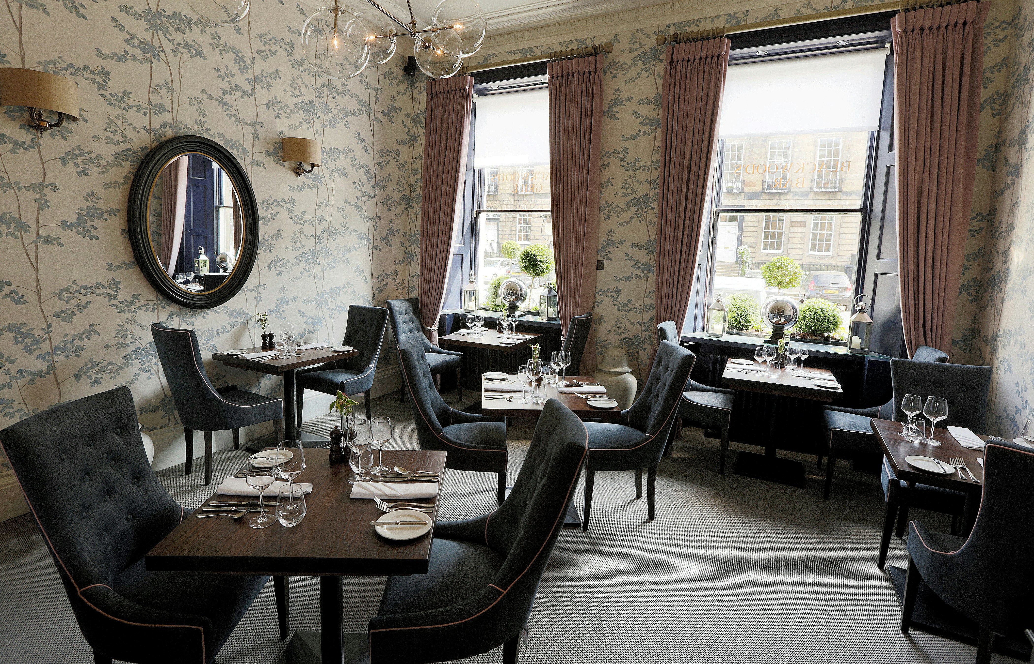 Nira Caledonia Hotel 60/69