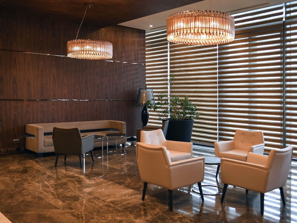 Mercure Istanbul West Hotel and Convention Center 27/33