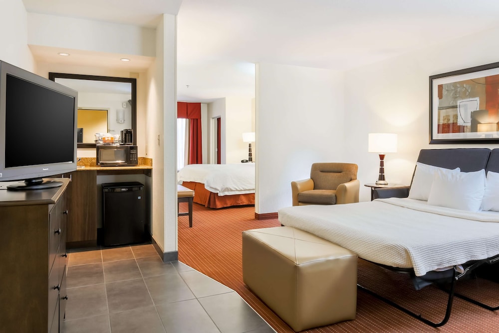 Hampton Inn Champaign/Urbana 25/63
