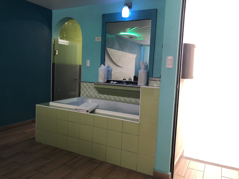 Hotel Villas 7 27/50
