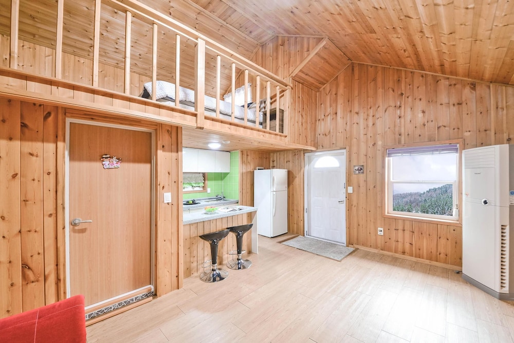 Gapyeong Alum Malu Pension 4/49