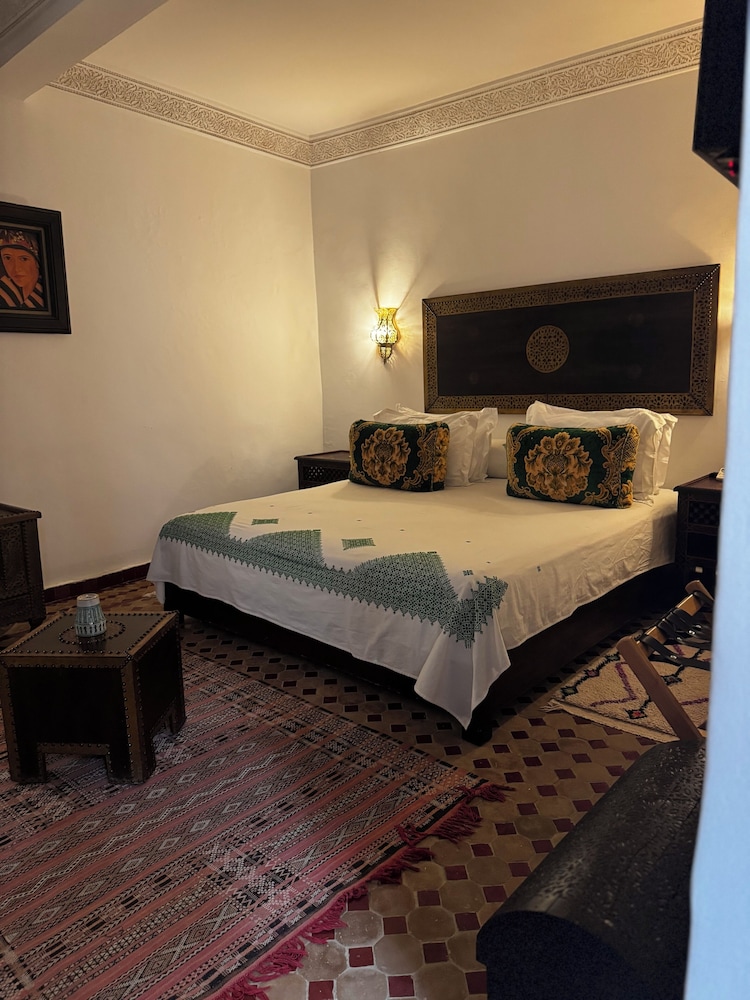 1 Bedroom, Luxury, 1 Queen and 1 Single Bed