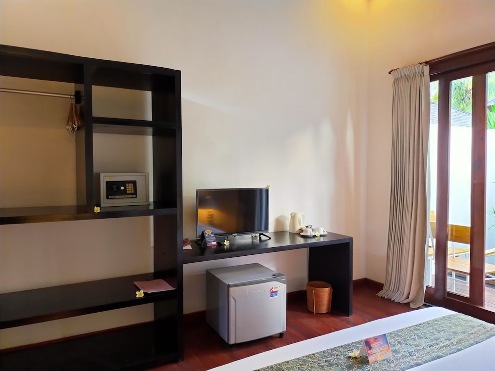 The Trawangan Resort 64/77